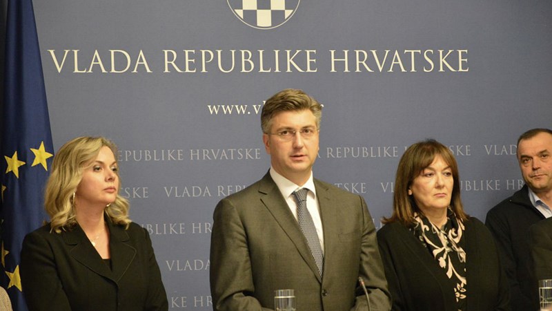 Predsjednik Vlade Plenković: Želim održavati kontinuirani dijalog s hrvatskim zastupnicima u EU parlamentu